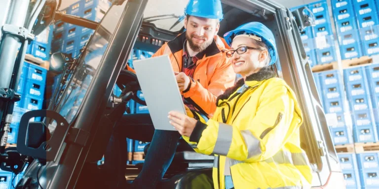 ERP sistemleri ile depo performansı analizi